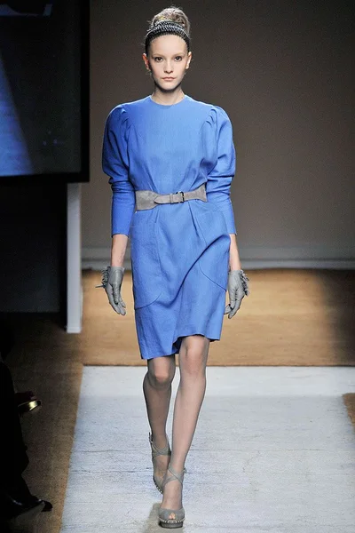 Look 24